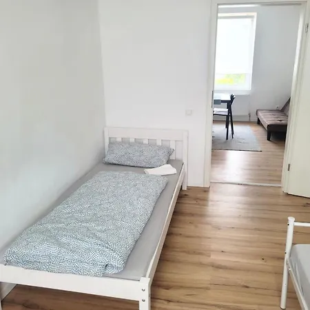 Live Smart In Practical For Students And Workers Apartment Altenburg