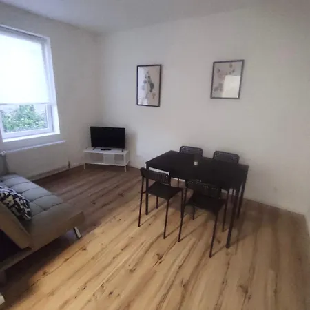 Apartment Live Smart In Practical For Students And Workers *